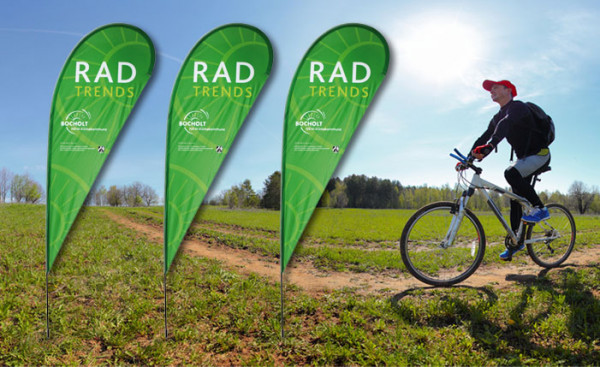 3er Set BEACHFLAG Tropfen 280 inkl. Stange M, Bodenplatte 5.5 und Grafik-Service